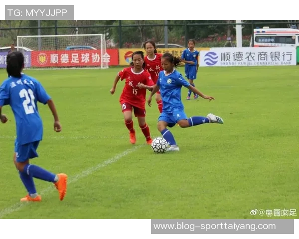 巴黎圣日耳曼足球学院广东校区正式落户助力青少年足球发展
